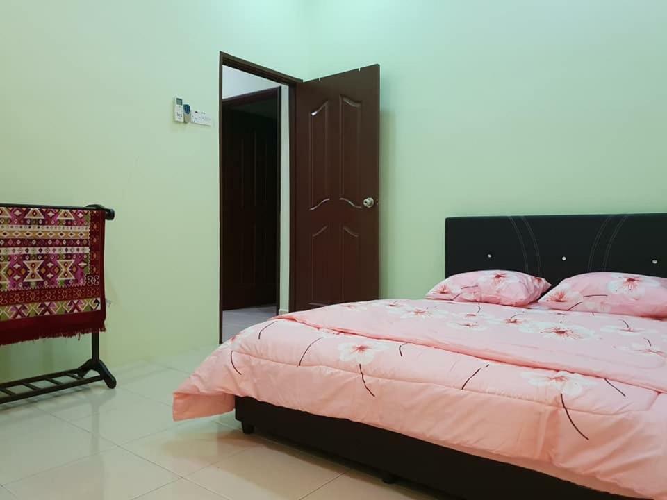 Islamic Homestay Σουνγκάϊ Πετάνι Εξωτερικό φωτογραφία